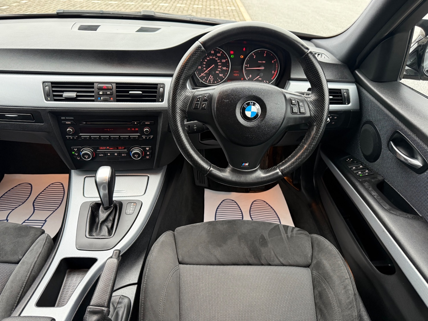 Used BMW 3 Series 2009 for sale - 77310998: Photo 10