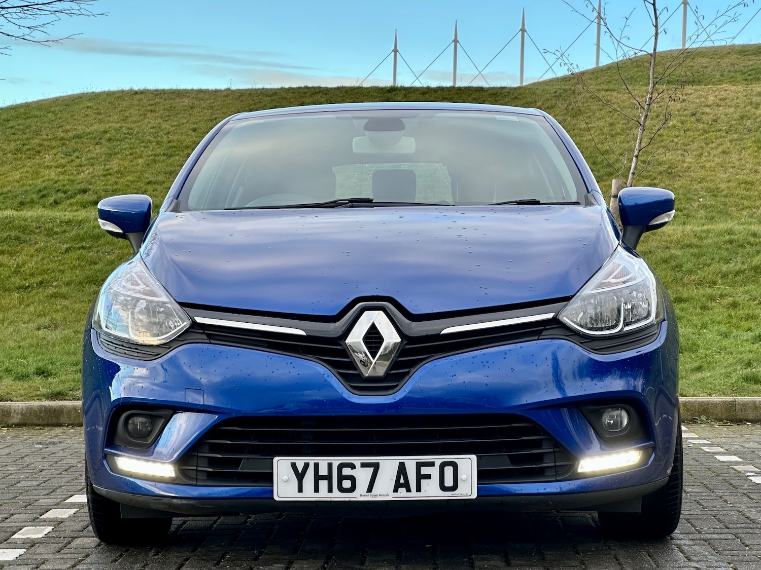 Used Renault Clio 2017 for sale - 77186516: Photo 2