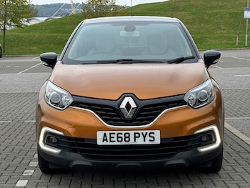 Used Renault Captur 2018 for sale - 76101841: Photo 2