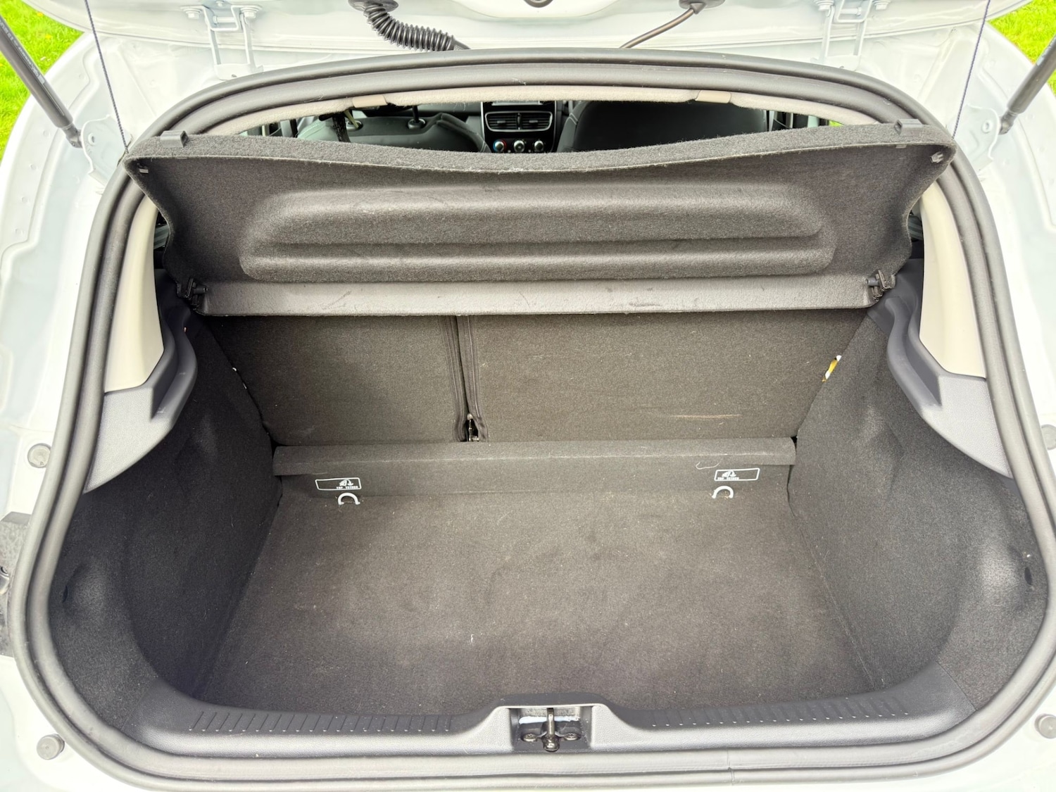 Used Renault Clio 2018 for sale - 77984076: Photo 16