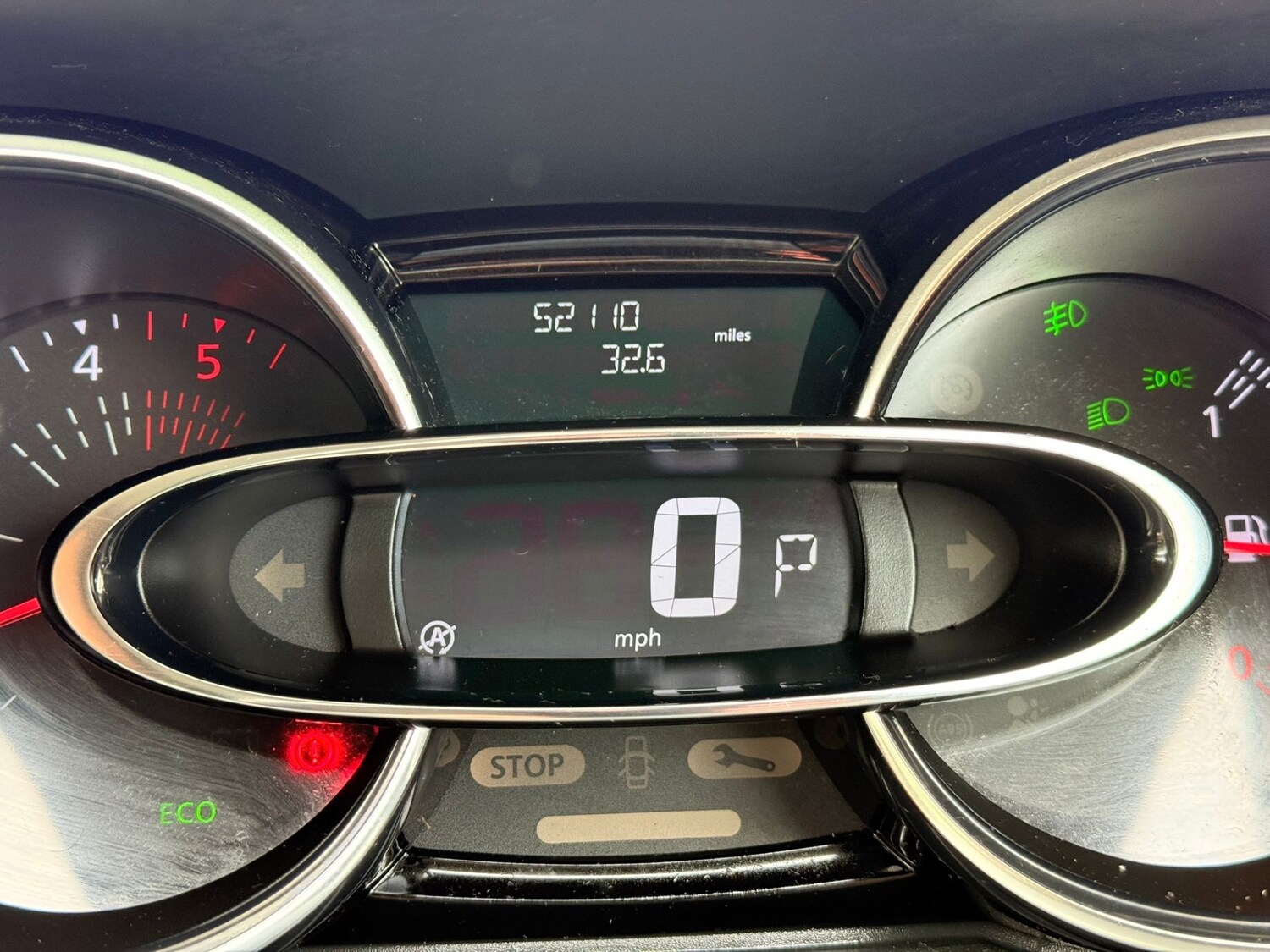 Used Renault Clio 2018 for sale - 77984076: Photo 31