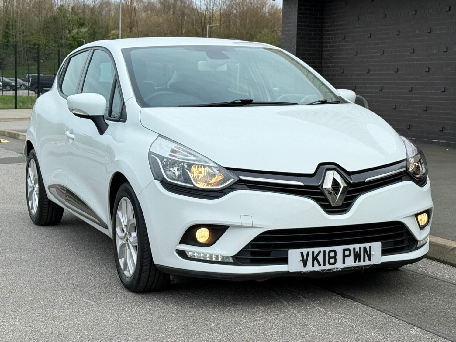 Used Renault Clio 2018 for sale - 77984076: Photo 33