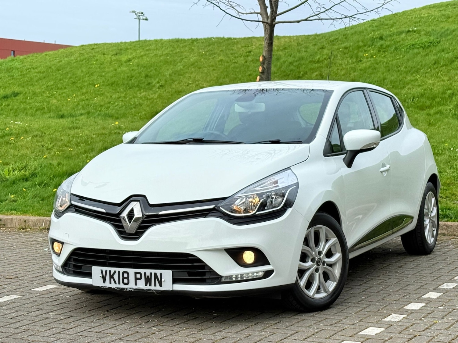 Used Renault Clio 2018 for sale - 77984076: Photo 6