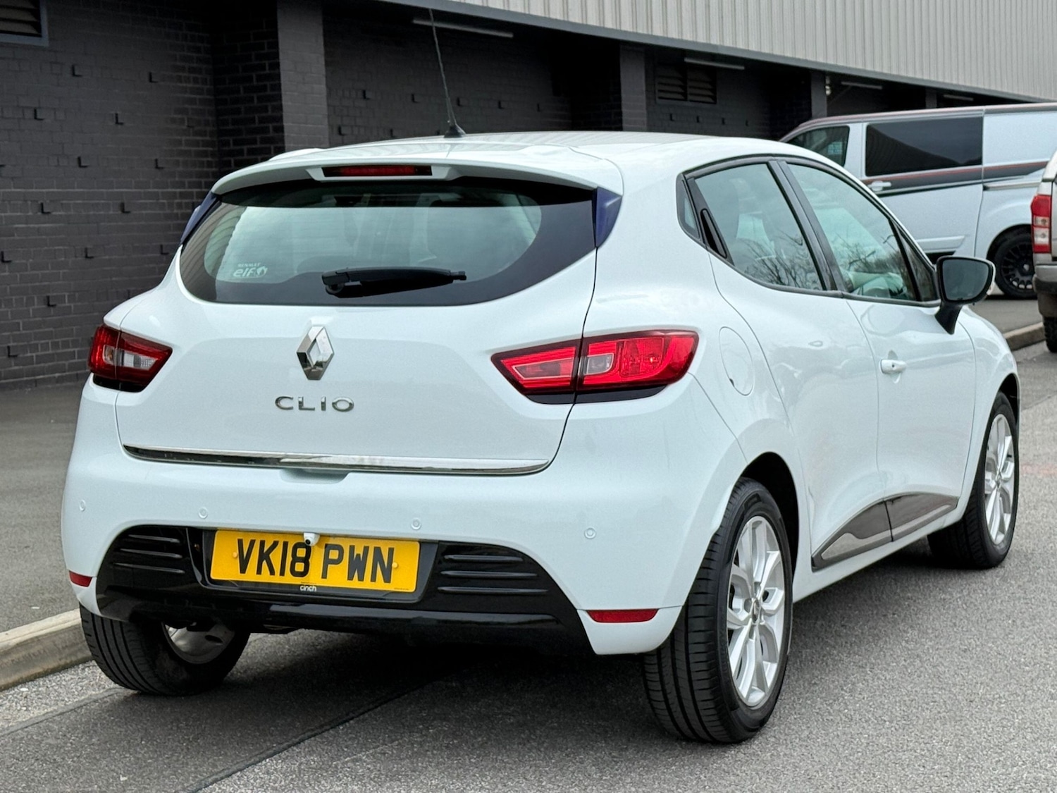 Used Renault Clio 2018 for sale - 77984076: Photo 9