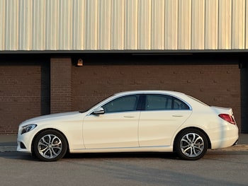 Used Mercedes-Benz C Class 2015 for sale - 77813231: Photo