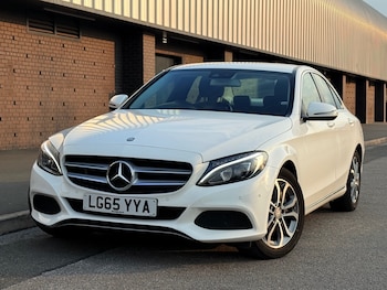 Used Mercedes-Benz C Class 2015 for sale - 77813231: Photo