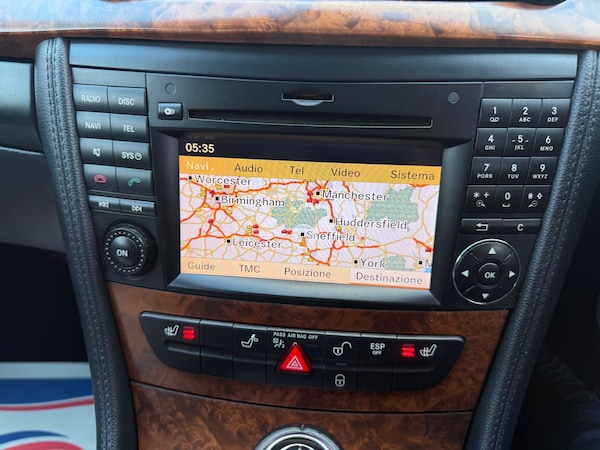 Used Mercedes-Benz CLS 2009 for sale - 76101945: Photo 10