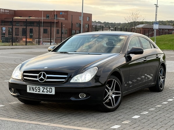 Used Mercedes-Benz CLS 2009 for sale - 76101945: Photo 1