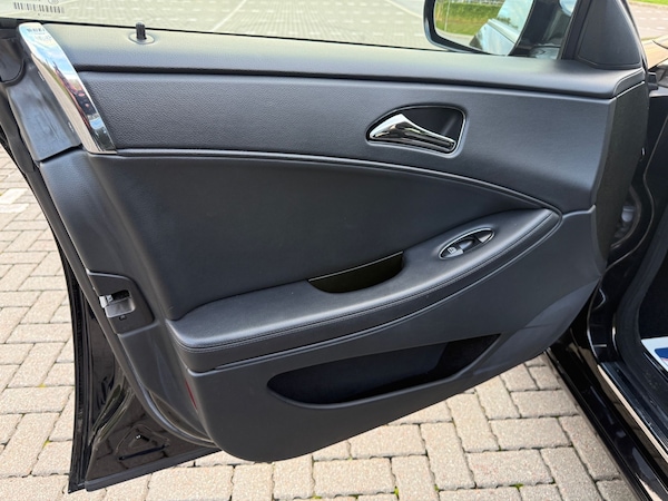 Used Mercedes-Benz CLS 2009 for sale - 76101945: Photo 21