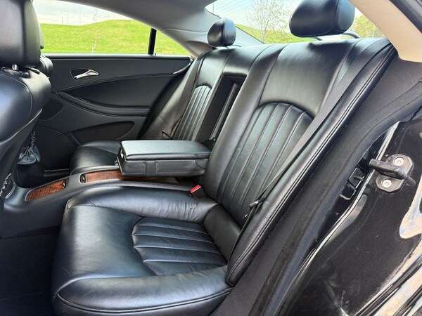 Used Mercedes-Benz CLS 2009 for sale - 76101945: Photo 22