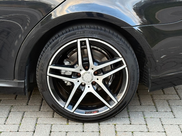 Used Mercedes-Benz CLS 2009 for sale - 76101945: Photo 25