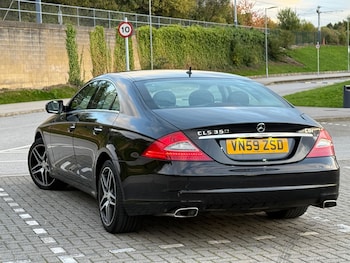 Used Mercedes-Benz CLS 2009 for sale - 76101945: Photo 4