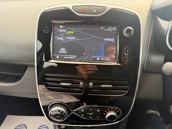 Used Renault Clio 2016 for sale - 76330837: Photo 12