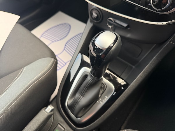 Used Renault Clio 2016 for sale - 76330837: Photo 18