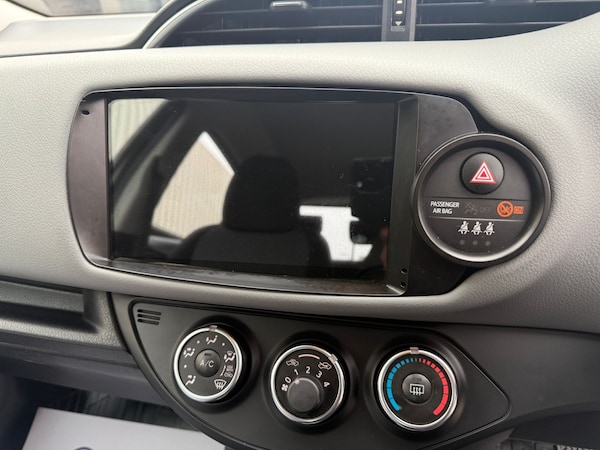 Used Toyota Yaris 2014 for sale - 76319676: Photo 11
