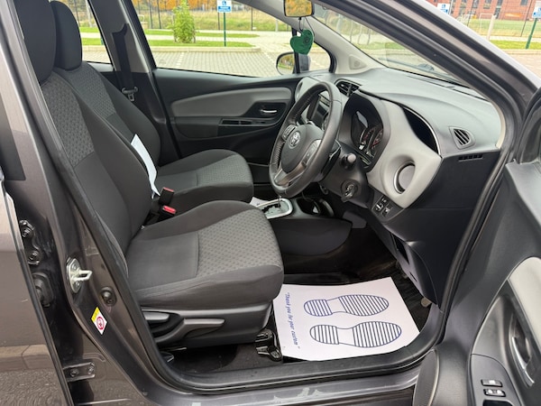 Used Toyota Yaris 2014 for sale - 76319676: Photo 19