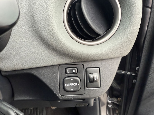 Used Toyota Yaris 2014 for sale - 76319676: Photo 21