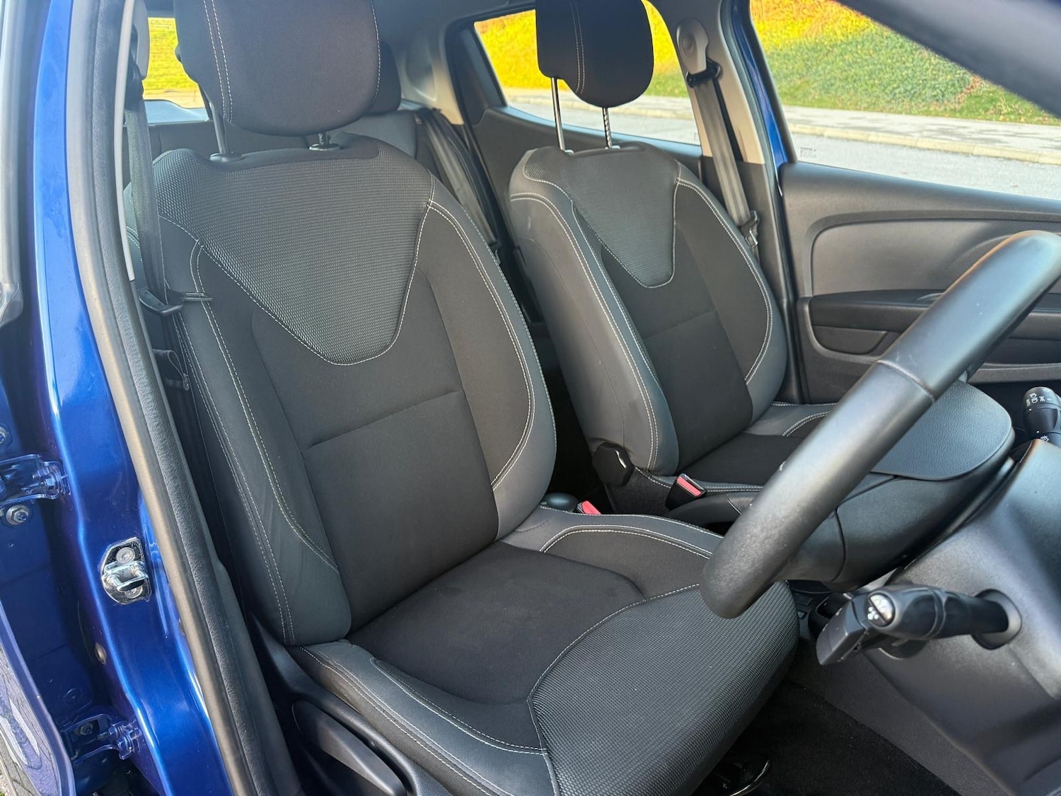 Used Renault Clio 2017 for sale - 76626743: Photo 16