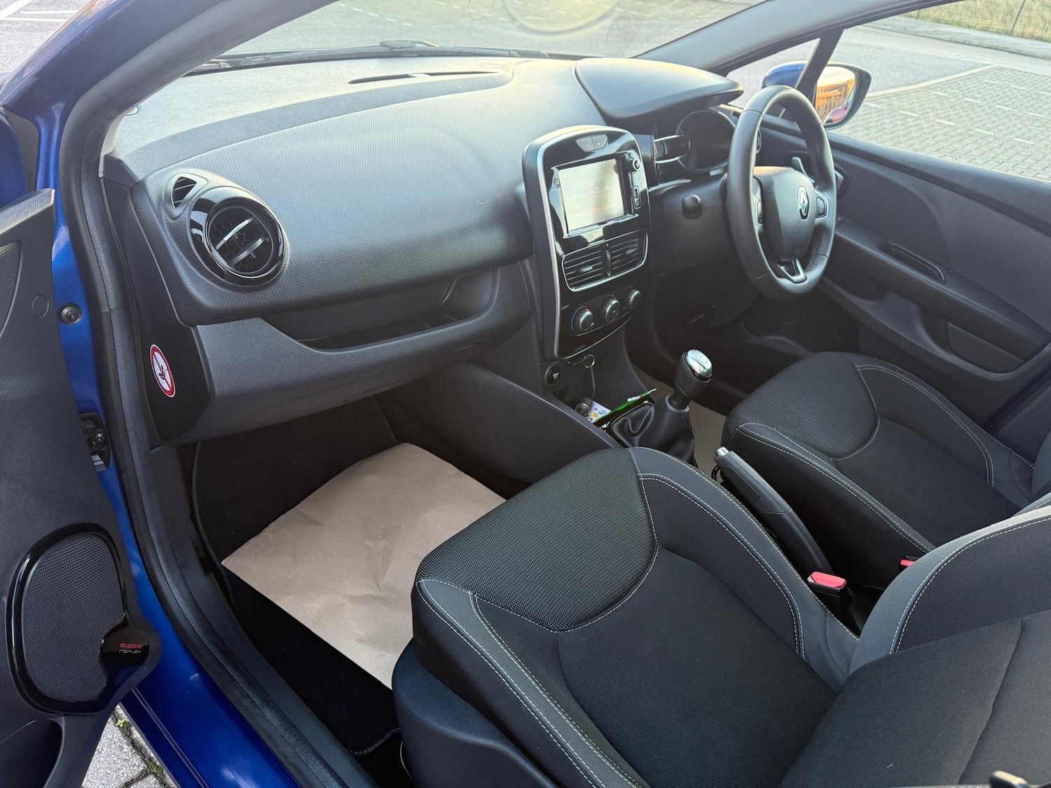 Used Renault Clio 2017 for sale - 76626743: Photo 17