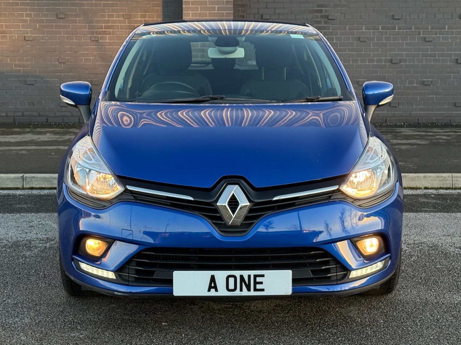 Used Renault Clio 2017 for sale - 76626743: Photo 3