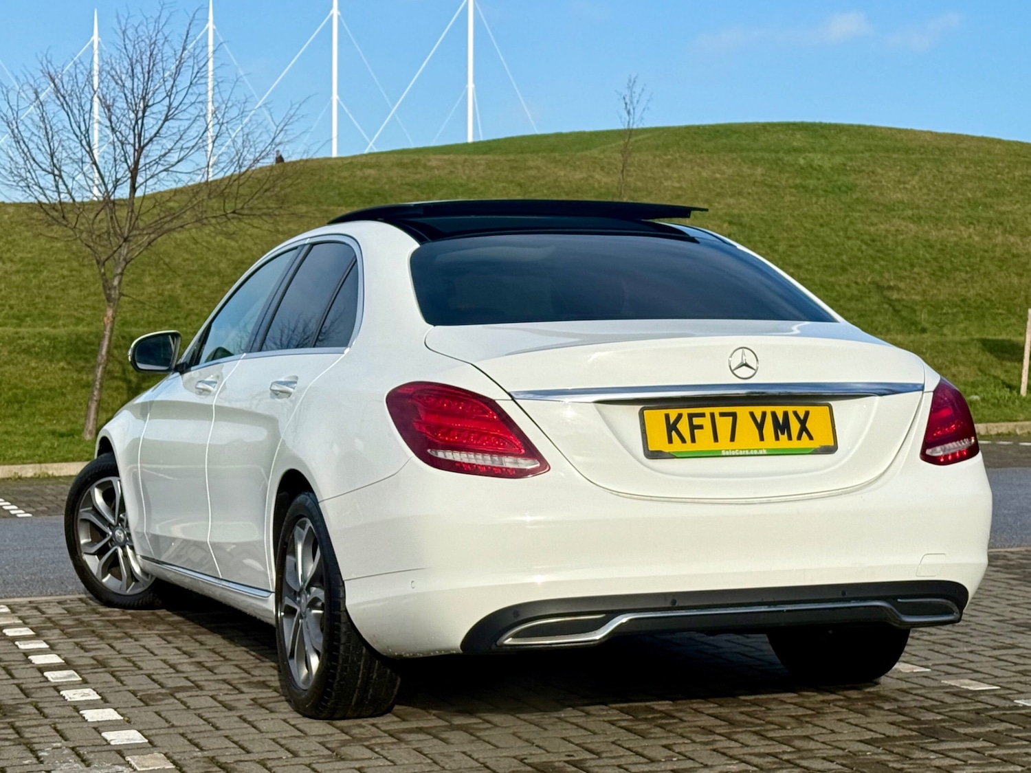 Used Mercedes-Benz C Class 2017 for sale - 77392143: Photo 4