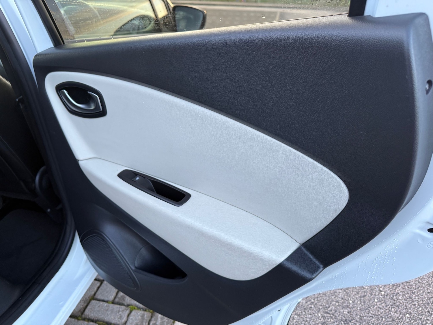 Used Renault Captur 2017 for sale - 76906108: Photo 25