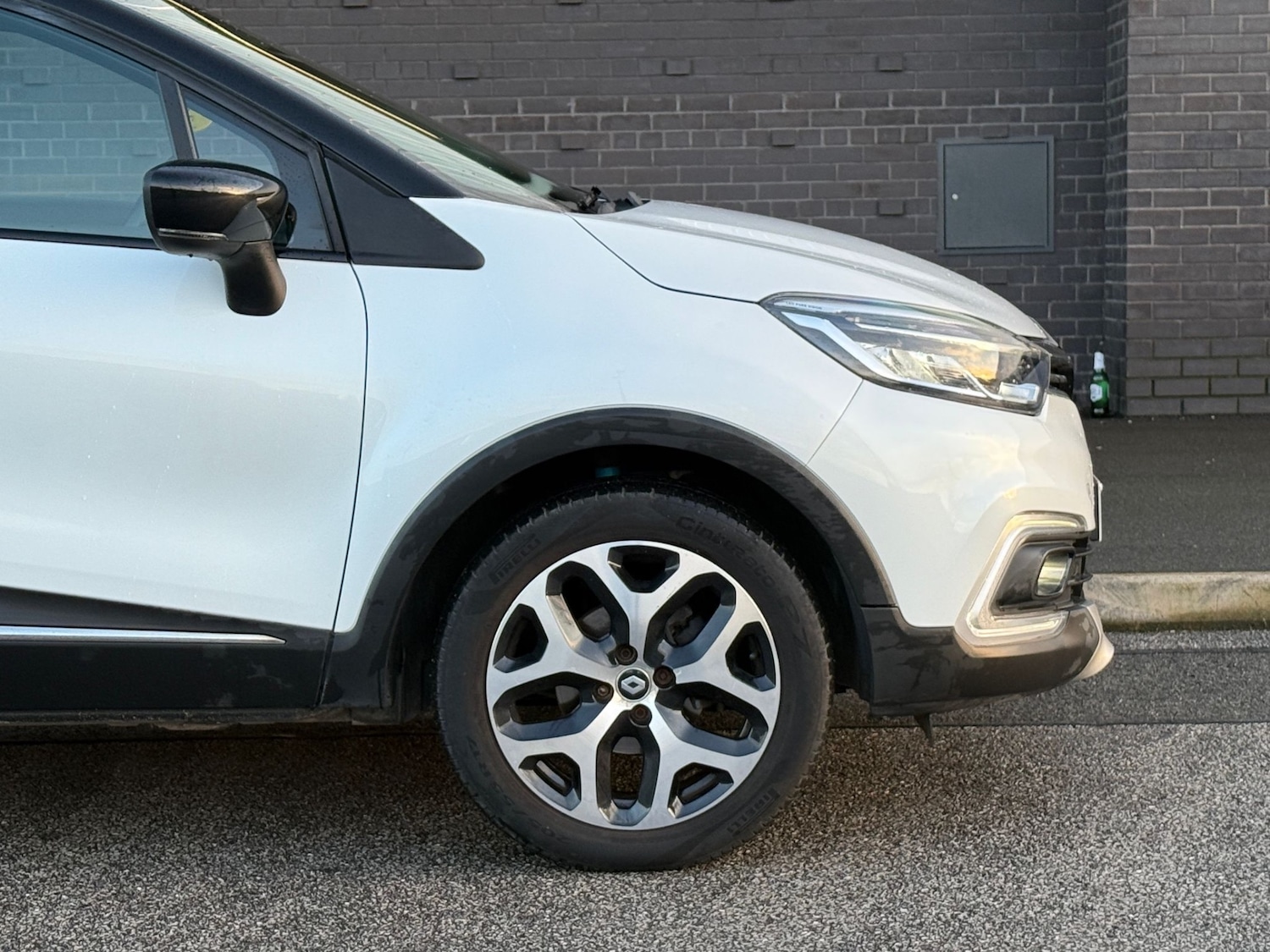 Used Renault Captur 2017 for sale - 76906108: Photo 33