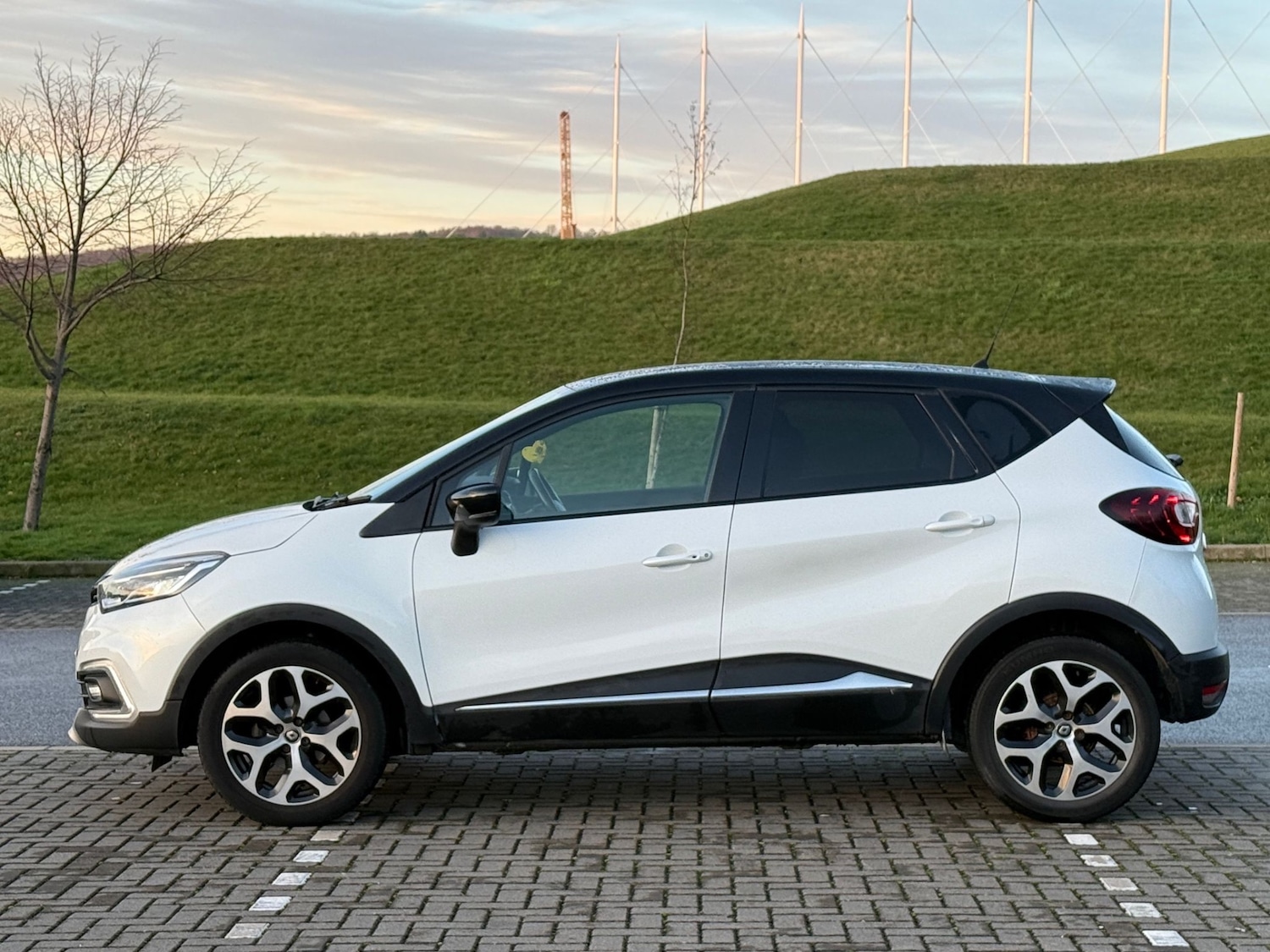 Used Renault Captur 2017 for sale - 76906108: Photo 43