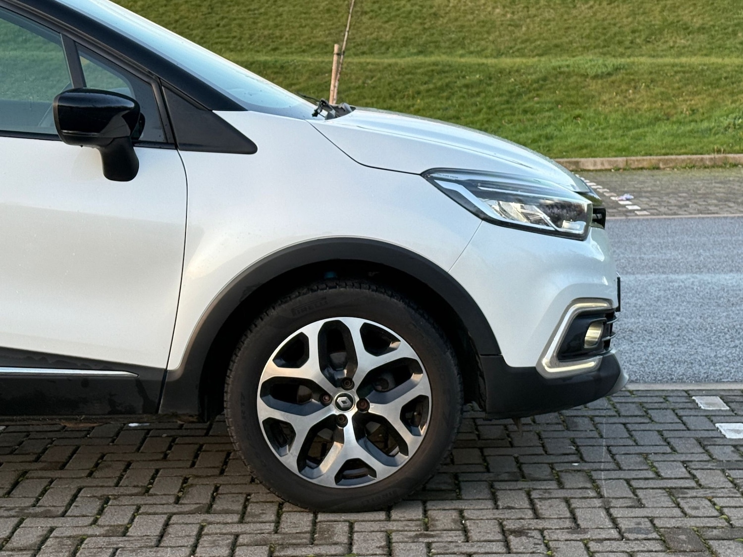 Used Renault Captur 2017 for sale - 76906108: Photo 46