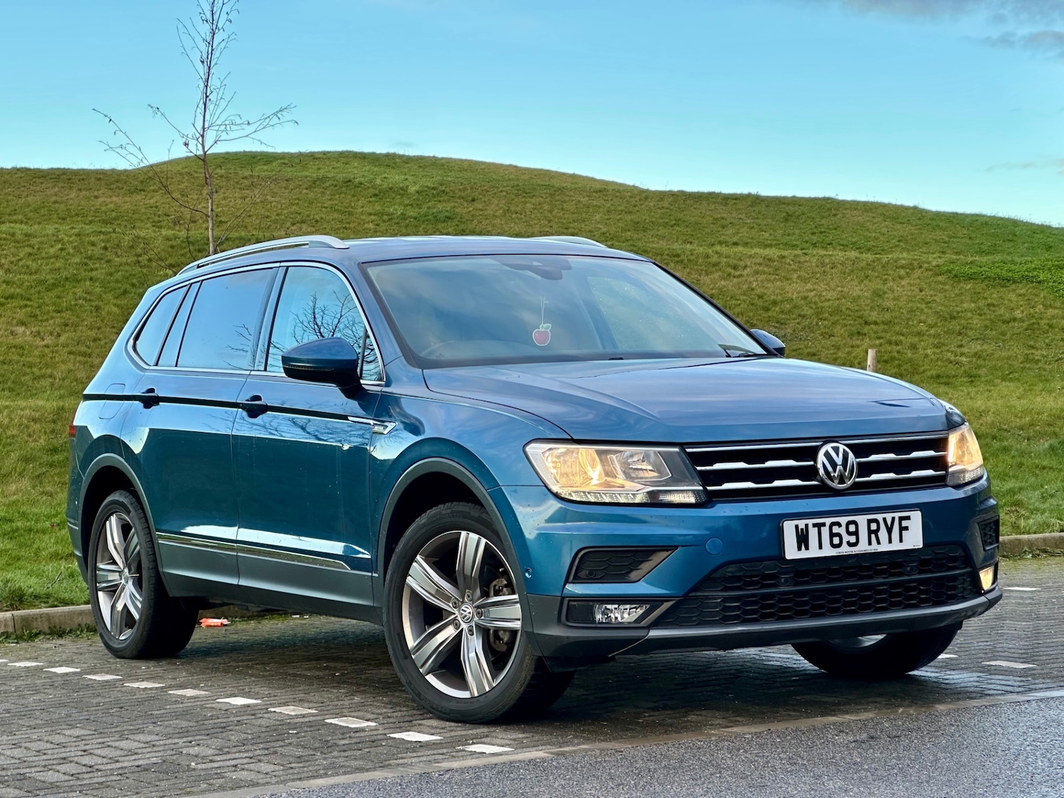 Used Volkswagen Tiguan Allspace 2019 for sale - 77195518: Photo 1