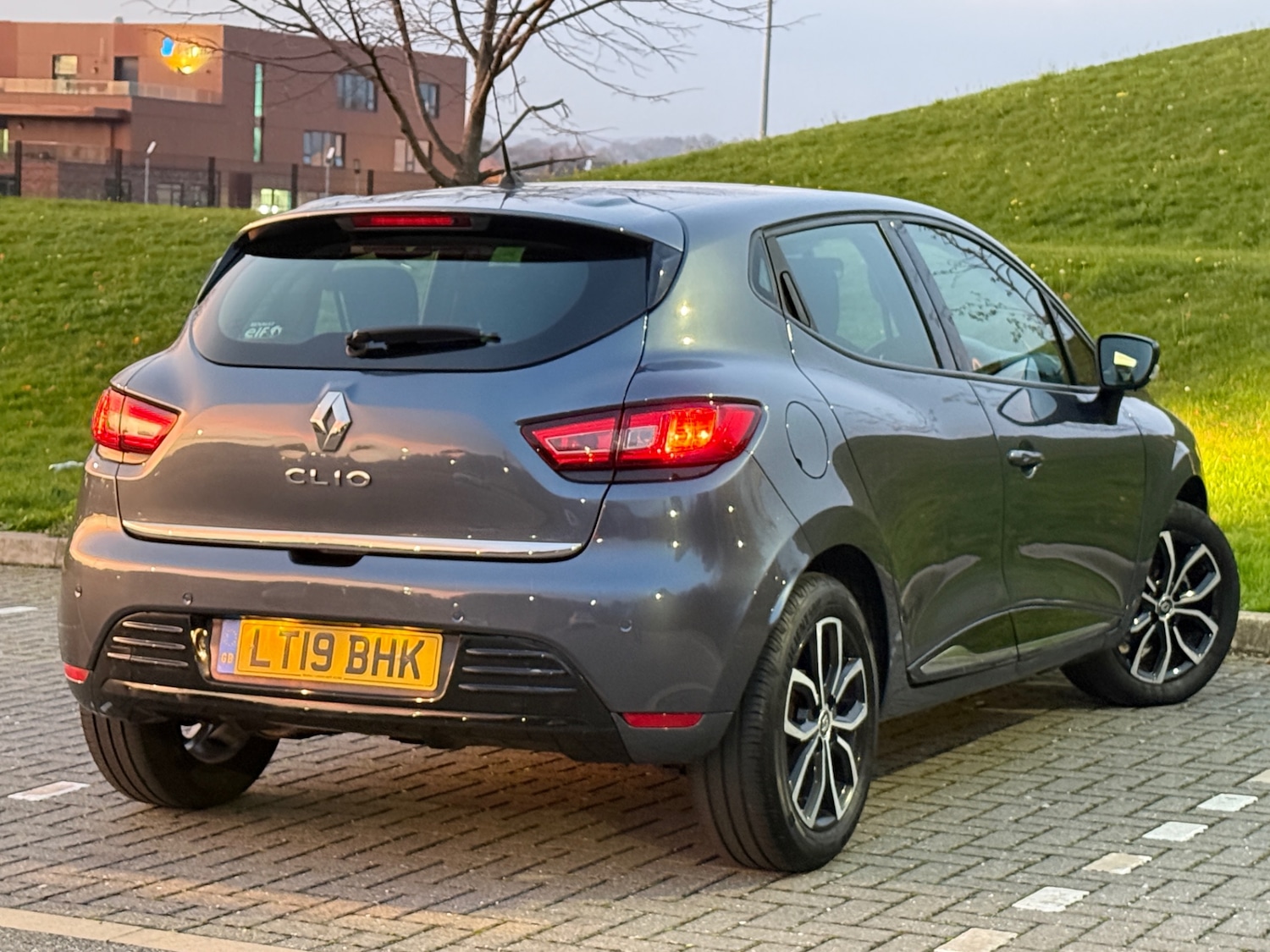 Used Renault Clio 2019 for sale - 76477198: Photo 6