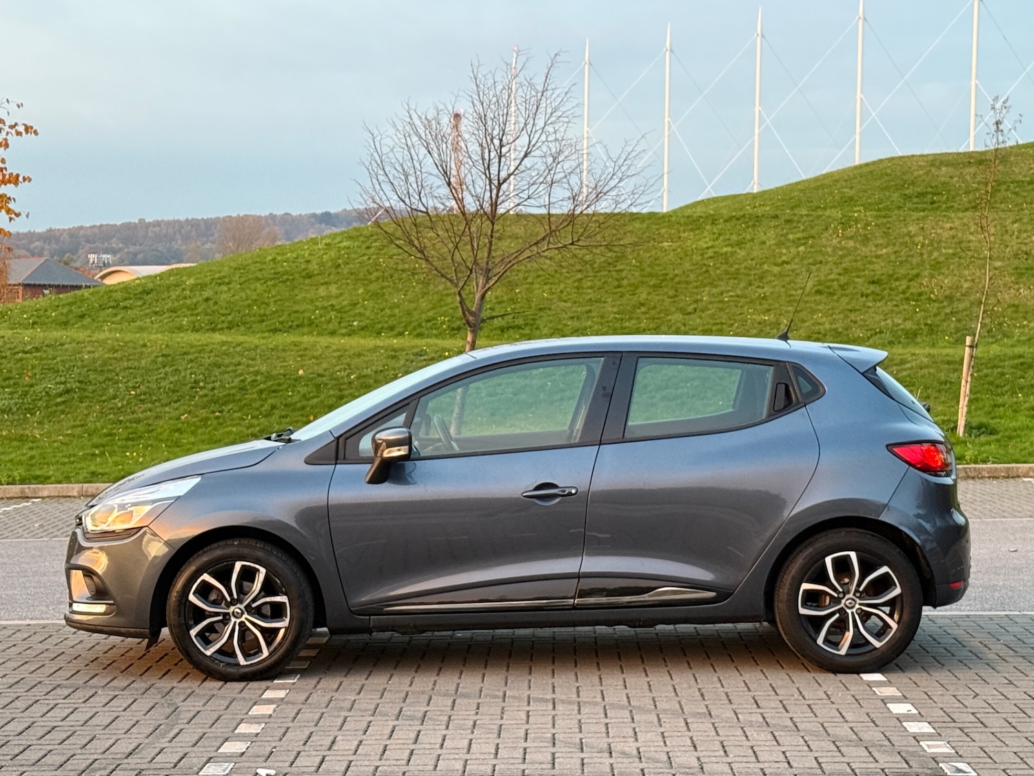 Used Renault Clio 2019 for sale - 76477198: Photo 7