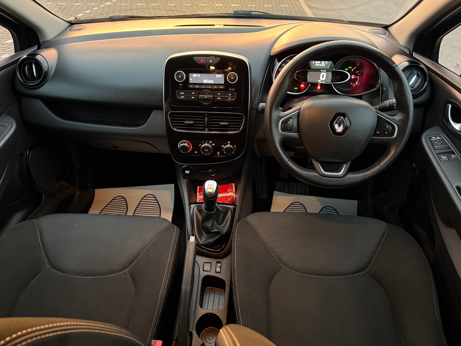 Used Renault Clio 2019 for sale - 76477198: Photo 9