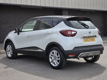 Used Renault Captur 2017 for sale - 75700120: Photo