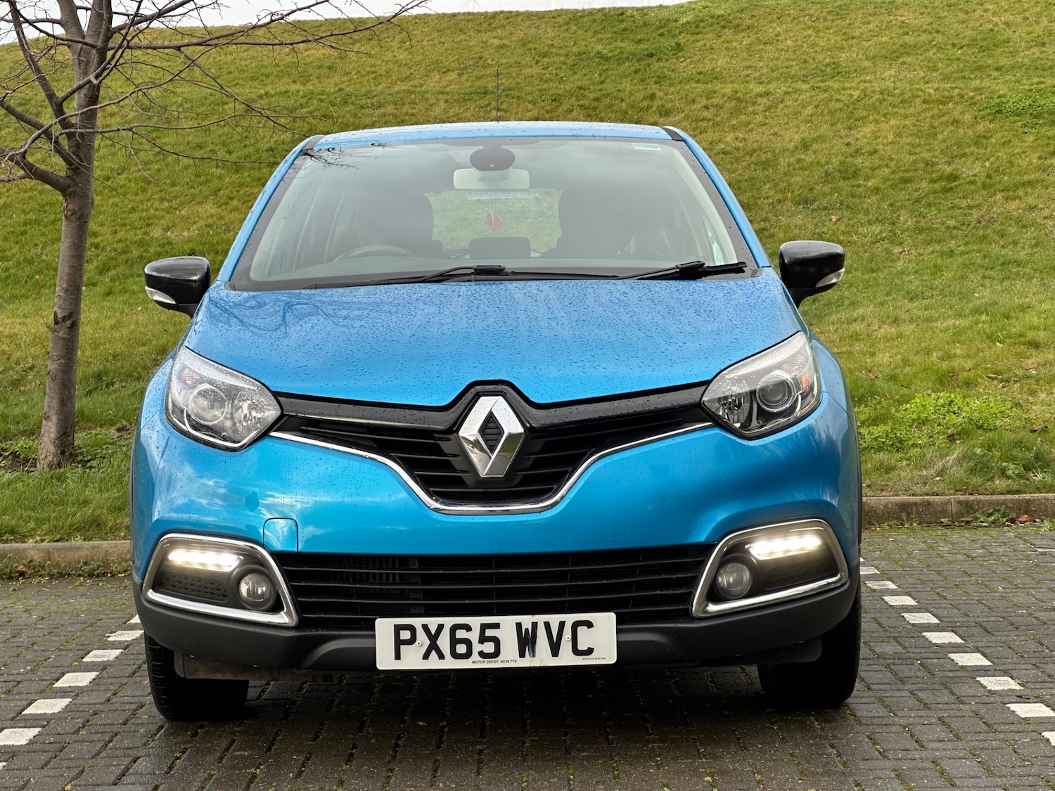 Used Renault Captur 2015 for sale - 77104543: Photo 2
