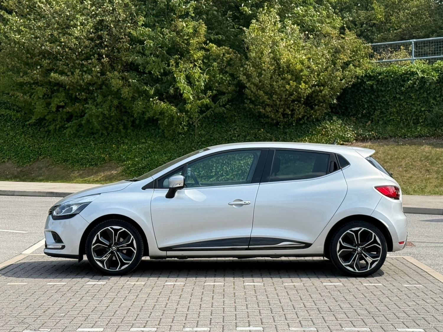 Used Renault Clio 2018 for sale - 77248051: Photo 7