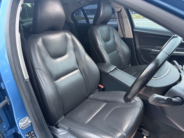 Used Volvo S60 2015 for sale - 76193487: Photo 13