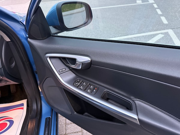 Used Volvo S60 2015 for sale - 76193487: Photo 15