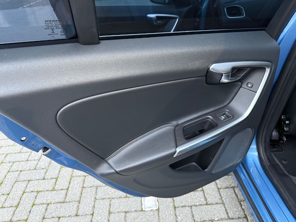 Used Volvo S60 2015 for sale - 76193487: Photo 22