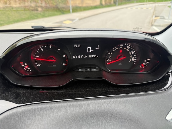 Used Volvo S60 2015 for sale - 76193487: Photo 9