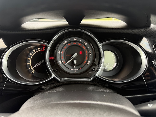 Used Citroen DS3 2014 for sale - 76037889: Photo 10