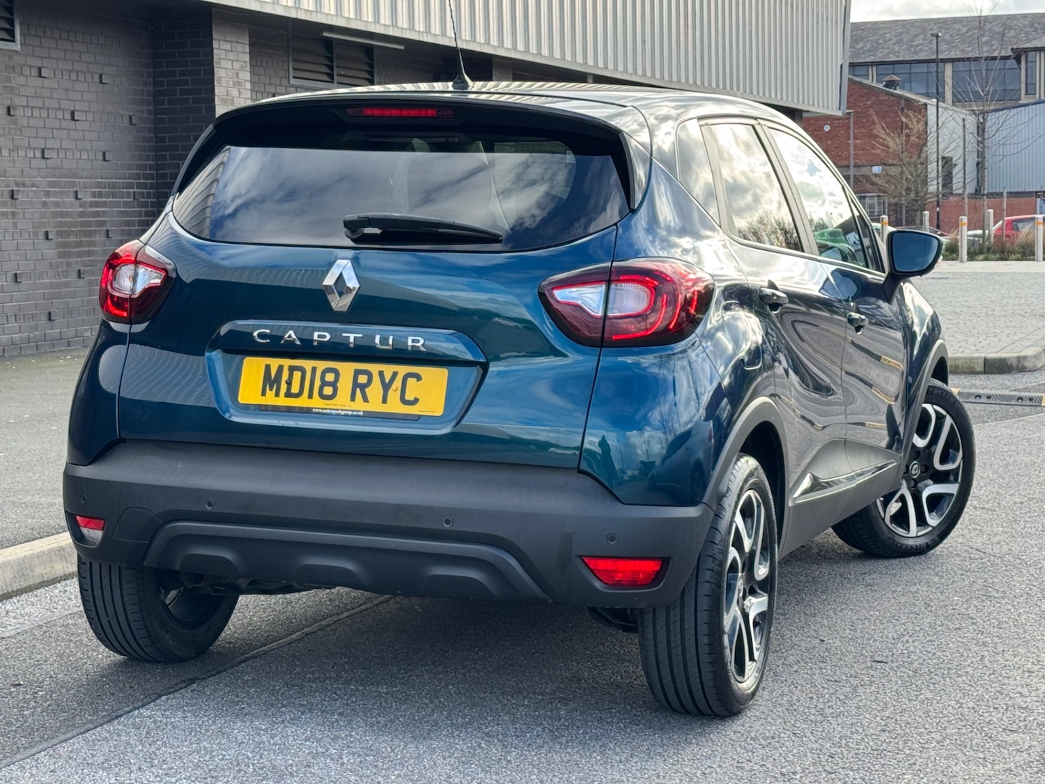 Used Renault Captur 2018 for sale - 77877397: Photo 4