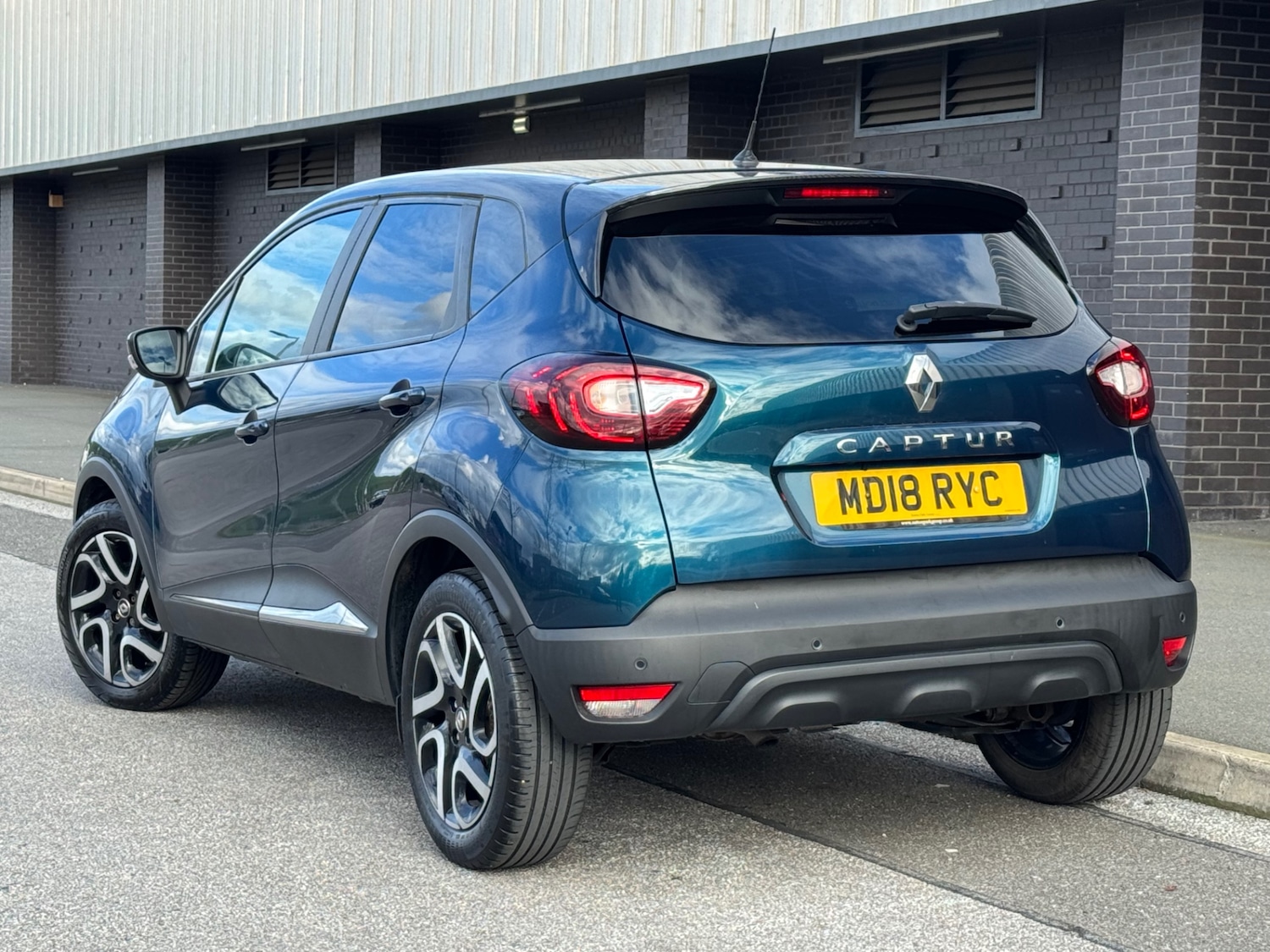 Used Renault Captur 2018 for sale - 77877397: Photo 5