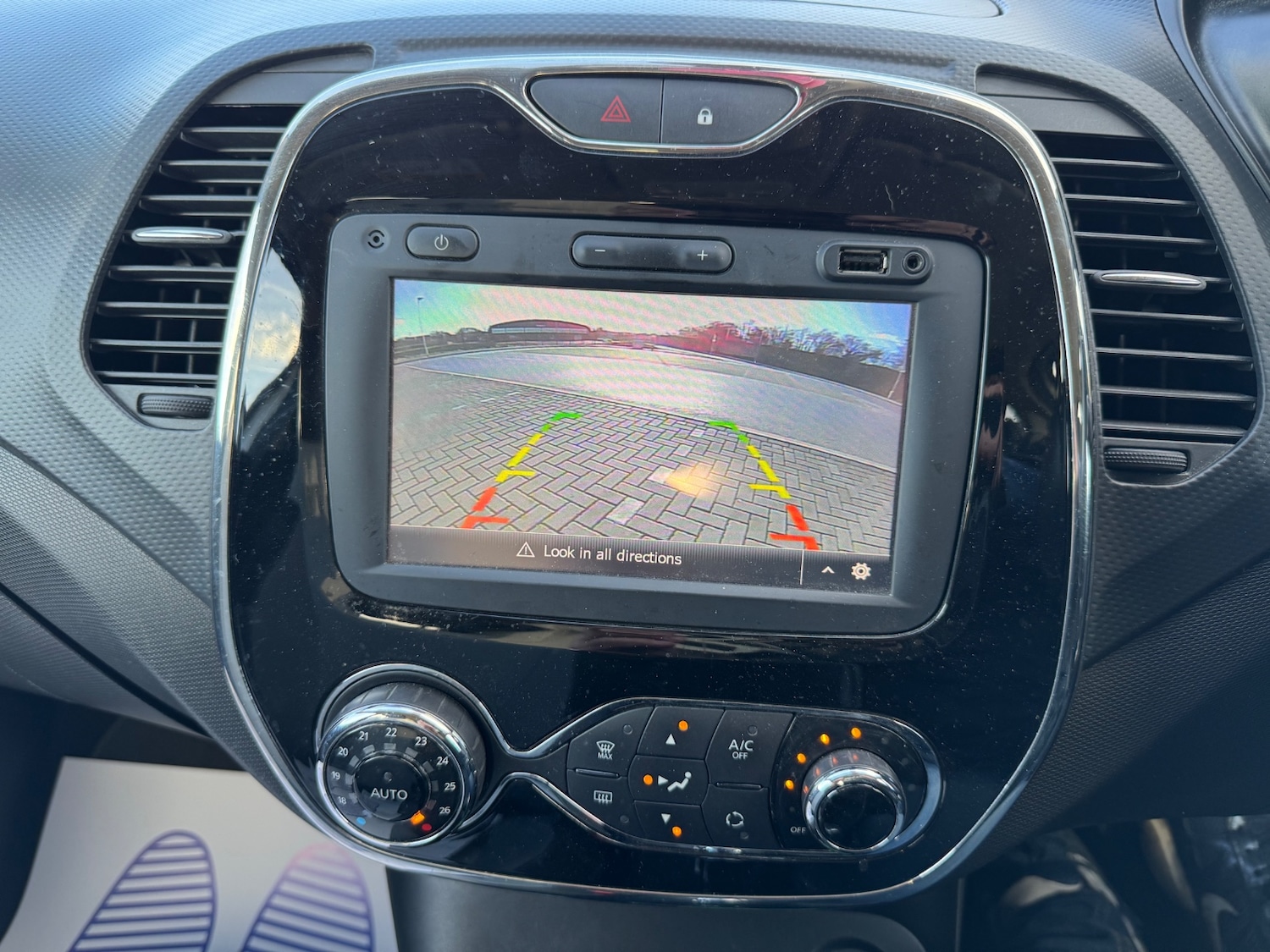 Used Renault Captur 2016 for sale - 77094243: Photo 10