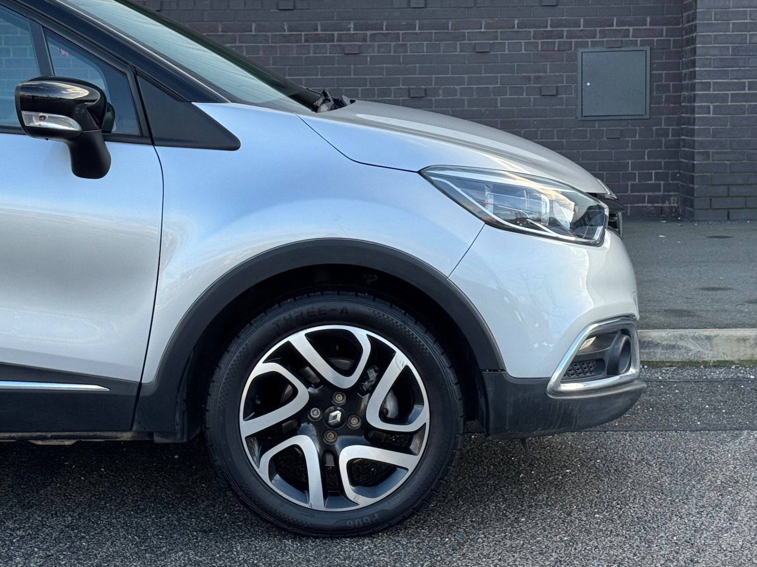 Used Renault Captur 2016 for sale - 77094243: Photo 42