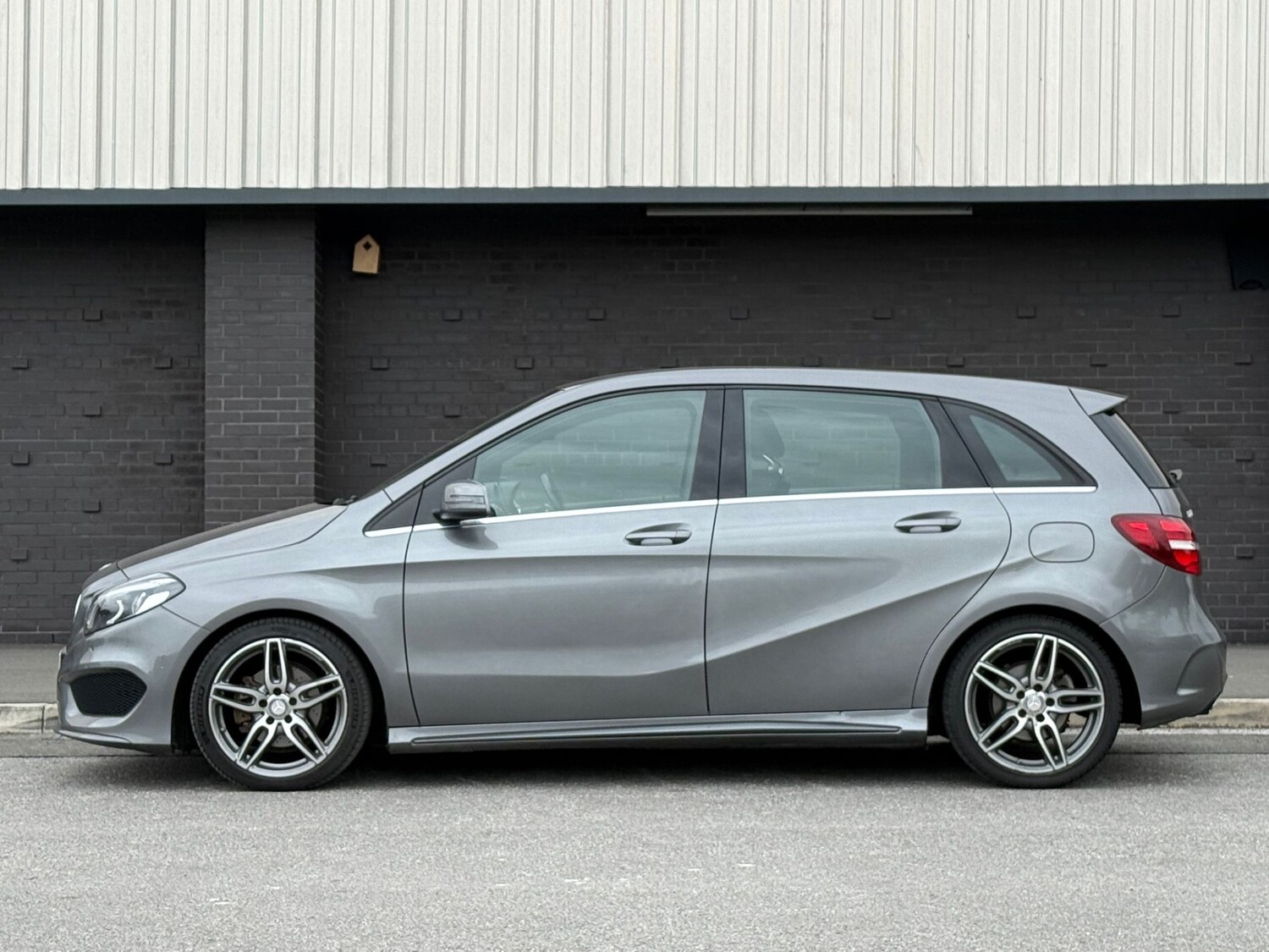 Used Mercedes-Benz B Class 2017 for sale - 76319943: Photo 17