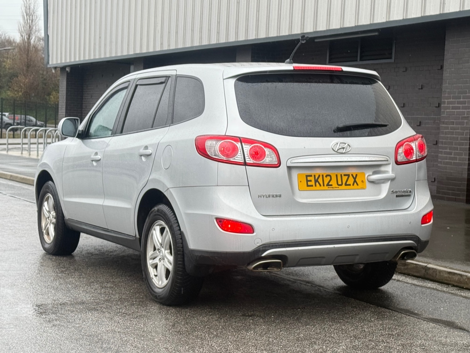 Used Hyundai Santa Fe 2012 for sale - 77542737: Photo 28