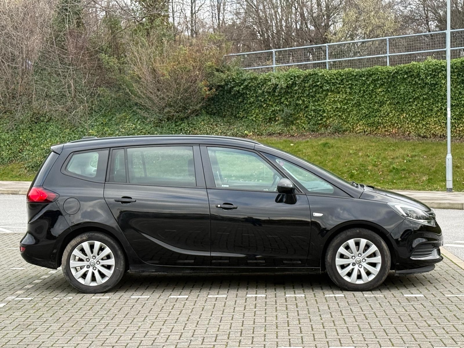 Used Vauxhall Zafira 2017 for sale - 77046184: Photo 7