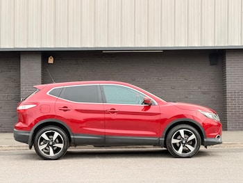 Used Nissan Qashqai 2016 for sale - 78767597: Photo