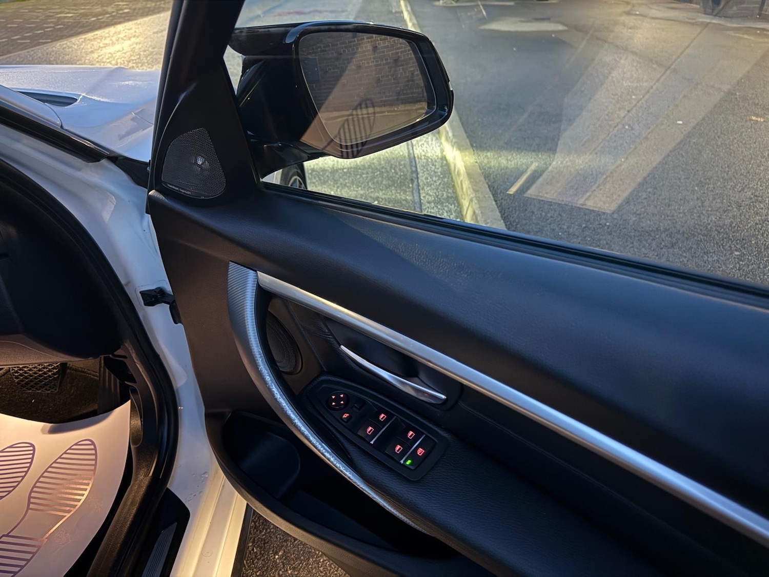 Used BMW 3 Series 2018 for sale - 76734777: Photo 17